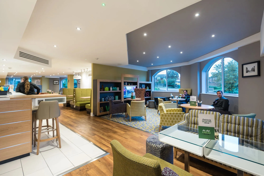Holiday Inn Slough Windsor by IHG