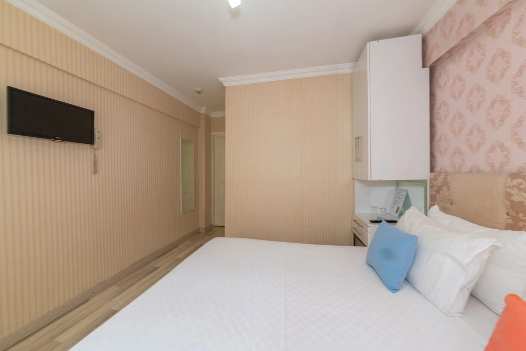 Walnut Shell Hotel