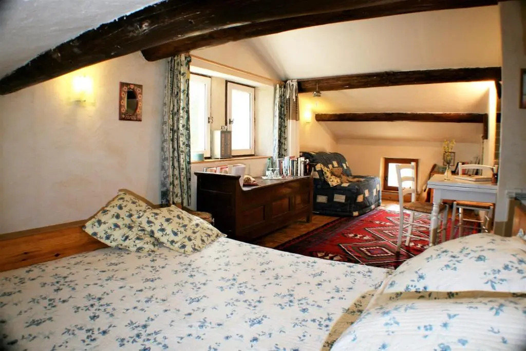 Le Mas De La Cigale Bleue, Caumont Sur Durance