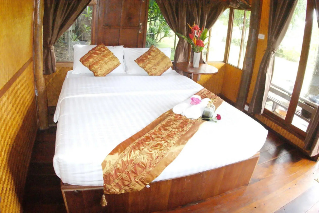 Pai Treehouse Resort