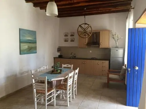 Molos Apartments