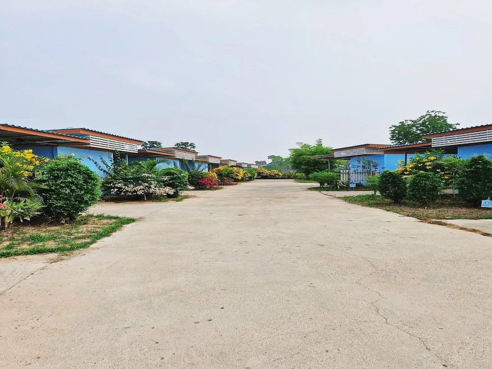 Leelawadee View Resort (Amnatcharoen)