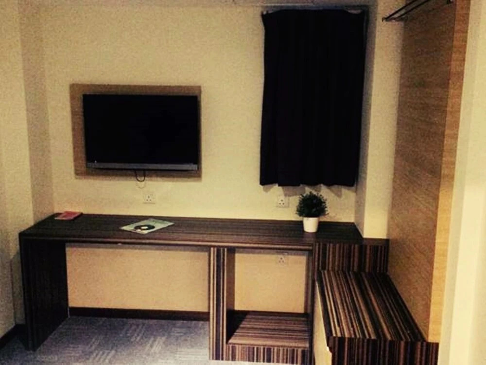 Avenue Hotel Seksyen 16