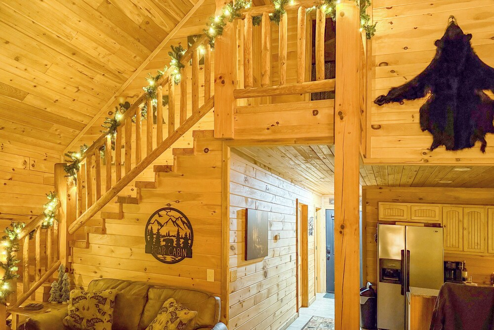Family Cabin w/ Deck By Mark Twain Natl Forest!