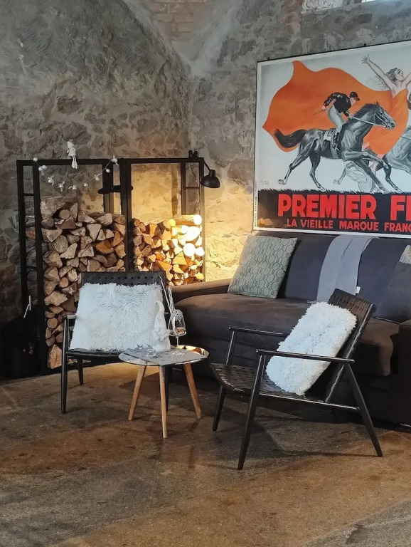 HexenburgbeiDresden Maisonette über 2 Etagen mit 4 Schlafzimmern, Kamin, Terrasse und Faßsauna, Nähe Sächsische Schweiz