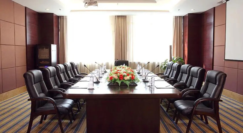 Xingtai Phoenix Hotel