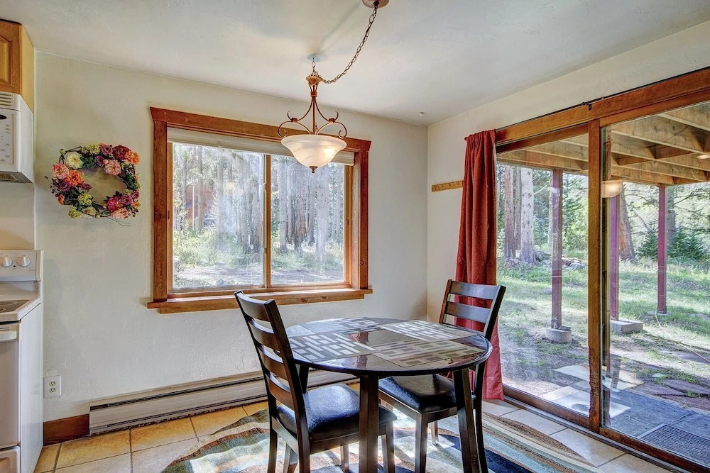 Whispering Pines - 4 Br Home
