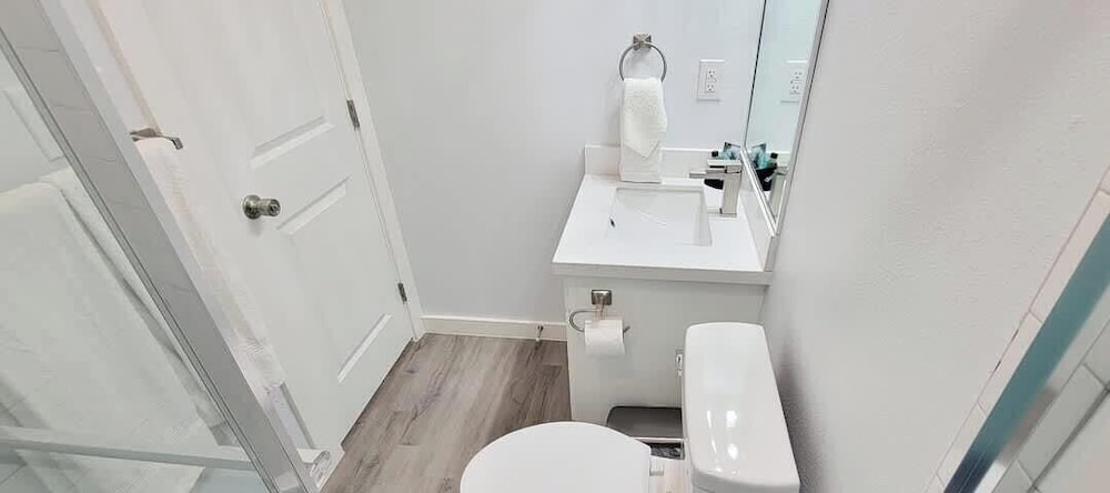 New Townhome - 2 Levels - Heated Pool - #2