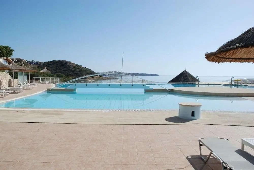 Almiros Apartments
