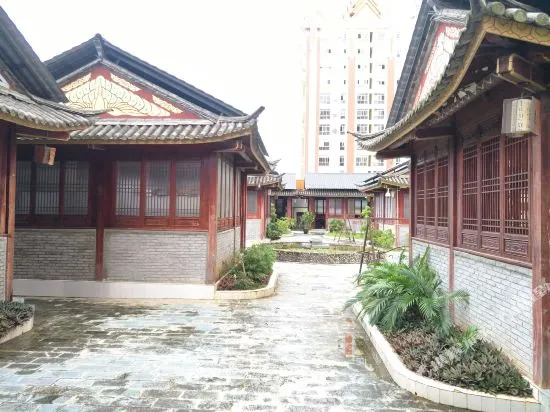 Mangshi Fortune Center Munao Zongge Road Atour Hotel