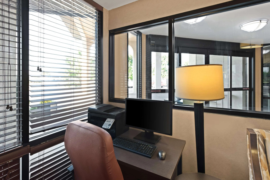 Best Western Executive Inn