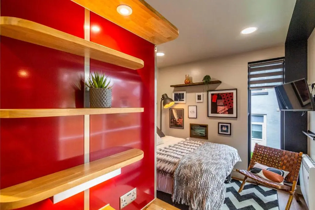 Romantic Getaway Studio Pods close to City Centre with FREE WIFI