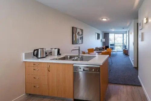 Central Luxury Apartment 205