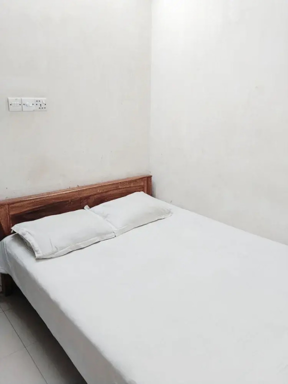 Hotel Rose International