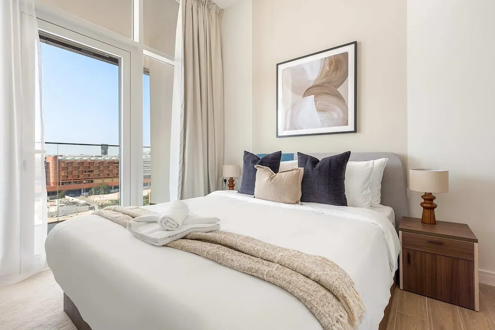 Silkhaus Deluxe 1BR in Masdar City at Oasis