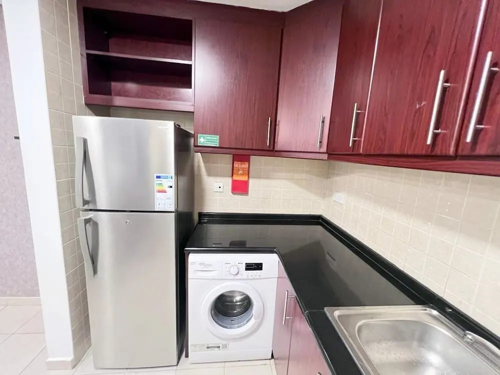 Cosmos Living Discovery Gardens Sleeps 4