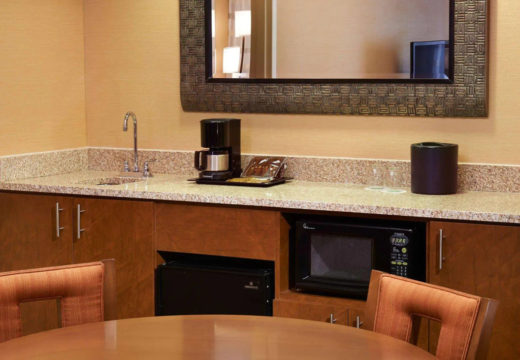 Courtyard by Marriott Milwaukee Downtown