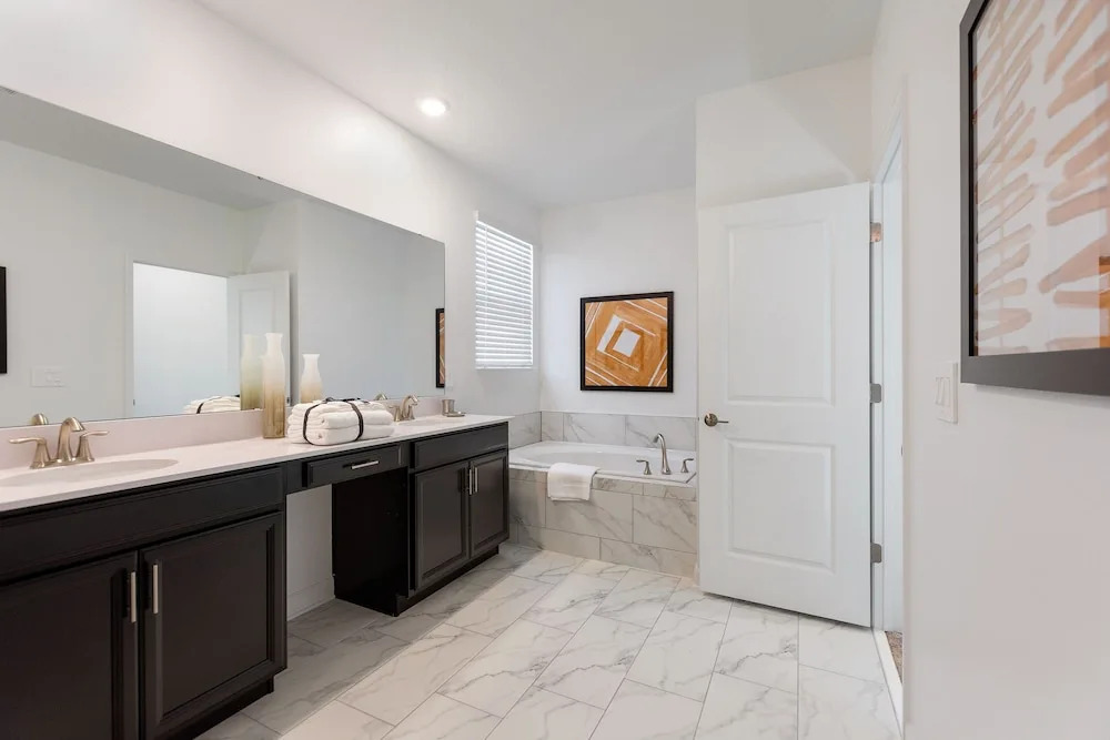 Tusker Lodge by Shine Villas at Championsgate 522