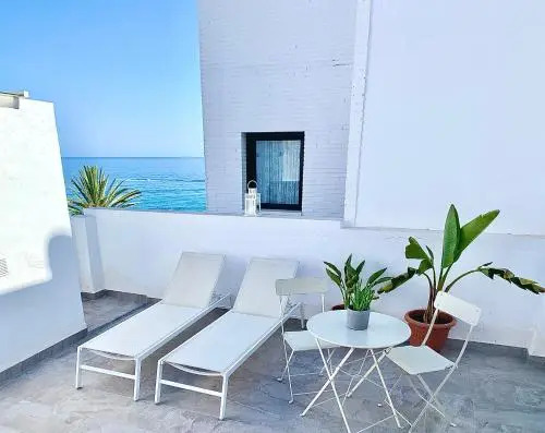 Easy Nerja Beach House