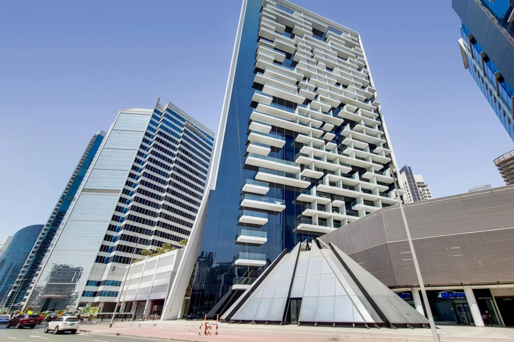 Business Bay - Marquise Square Tower 1613