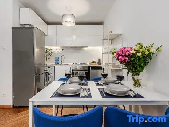 Lumina stylish 2-room apart in Warsaw