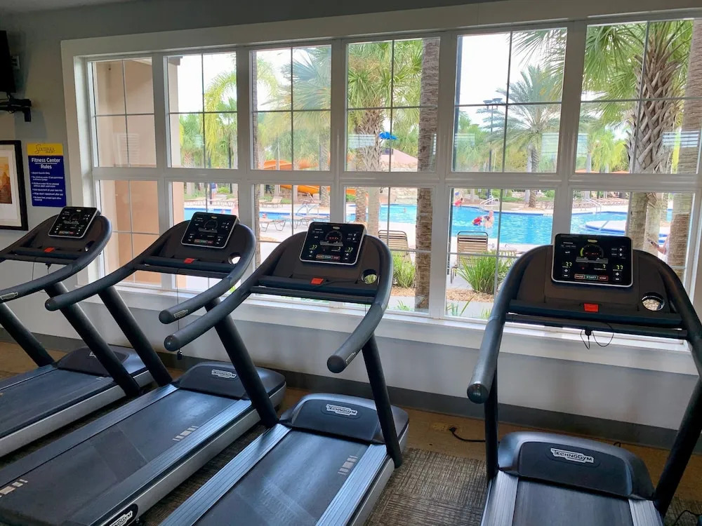 Luxury 5Bd w/ Jacuzzi & Pool Near Disney @ 5528