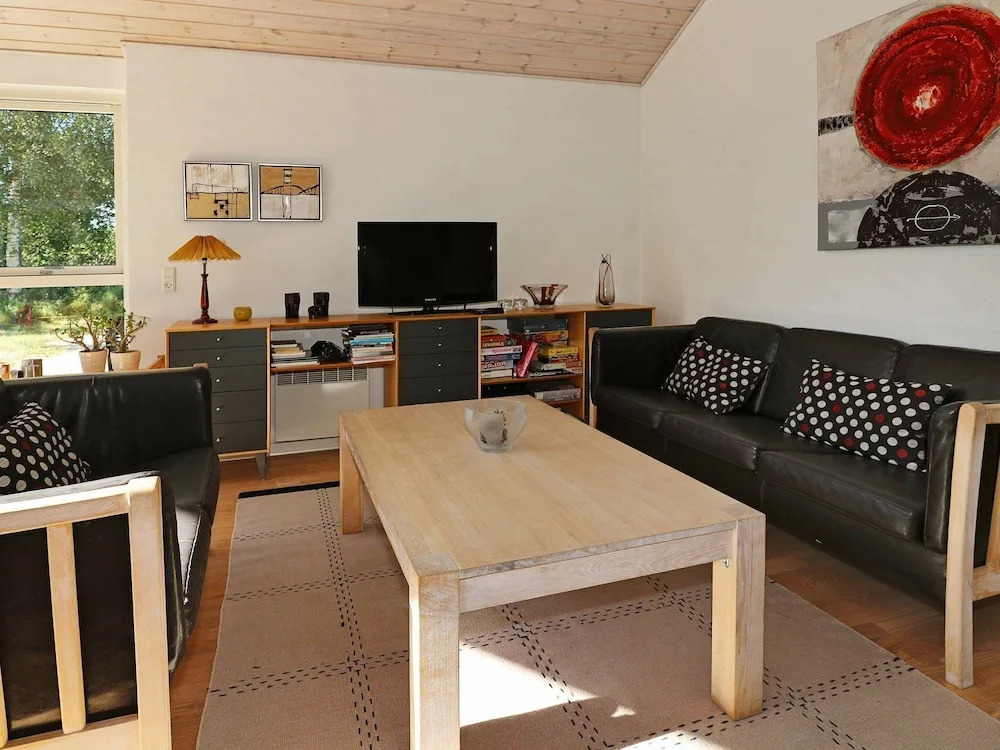 Pretty Holiday Home in Hadsund With Terrace
