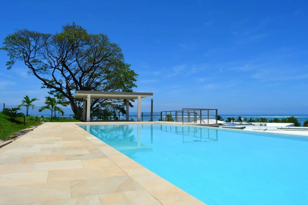 Manuia luxury apartment - Tahiti Punaauia -Wi-Fi Netflix pool & gym