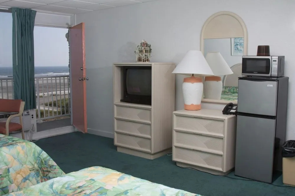 Olympic Island Beach Resort