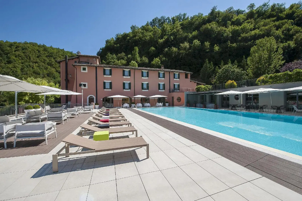 La Reggia Sporting Center Hotel