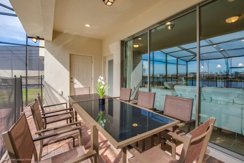 5 Bed 5 Ba Home W Pool & Spa