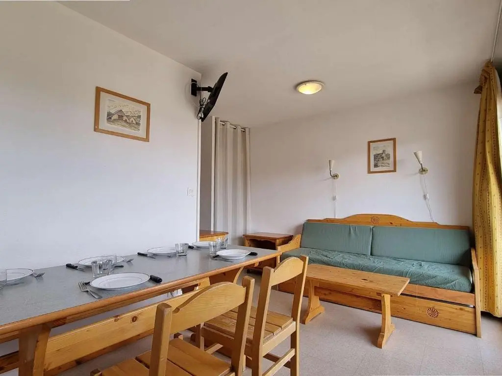 Appartement Le Dévoluy, 2 pièces, 6 personnes - FR-1-525-197