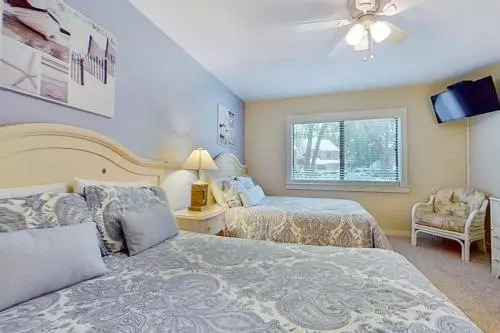 Racquet Club Villas 2327 by RedAwning