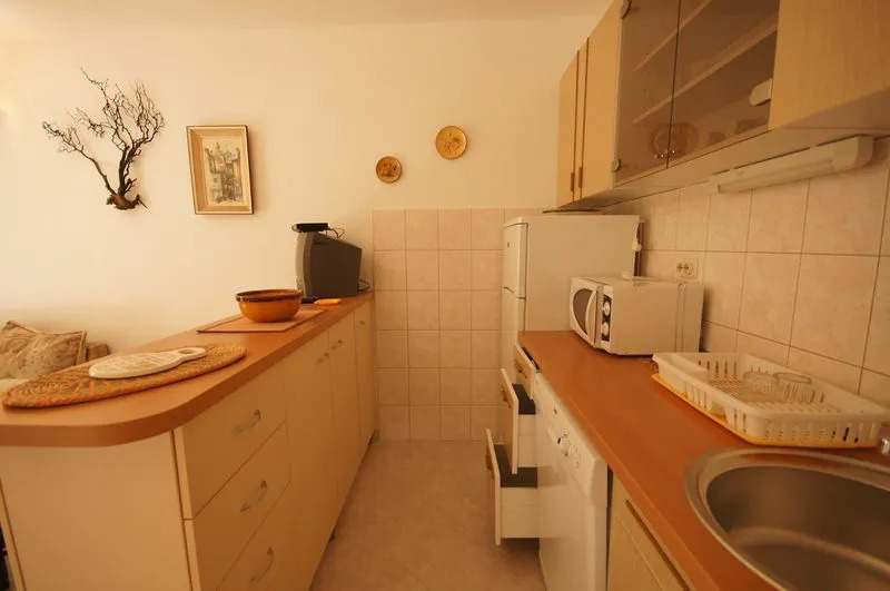 Holiday house PAULO2 - great location near the sea Cove Rogacic , Island Vis