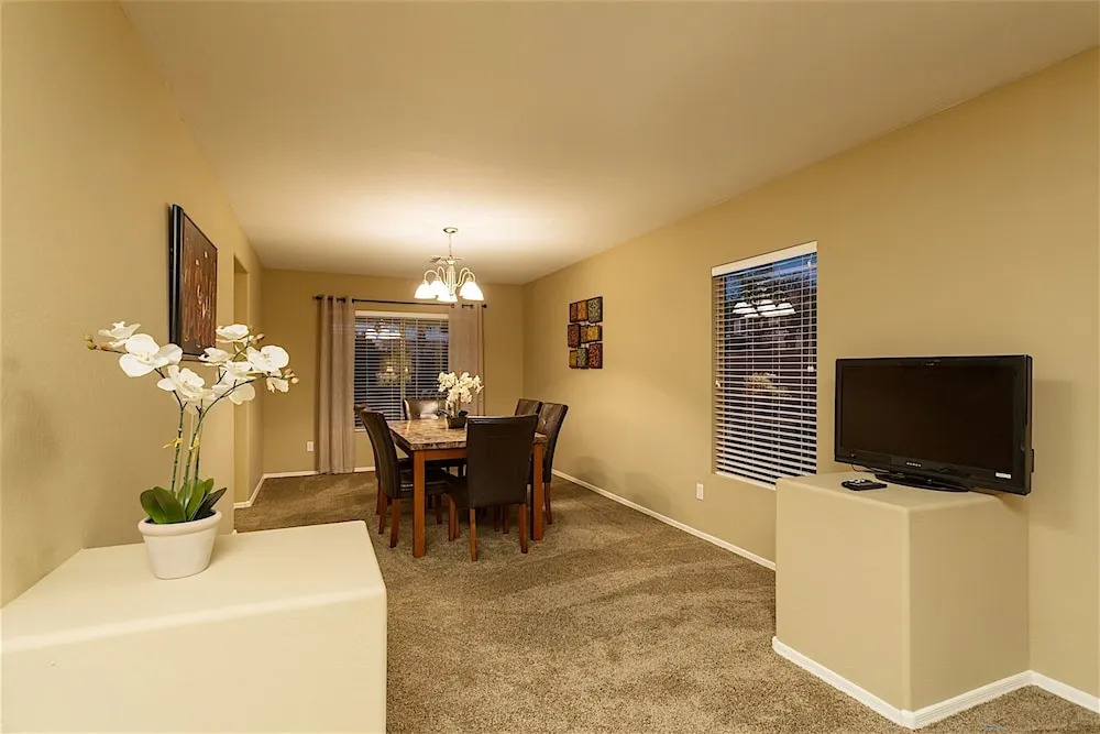 Litchfield Manor BR by Casago
