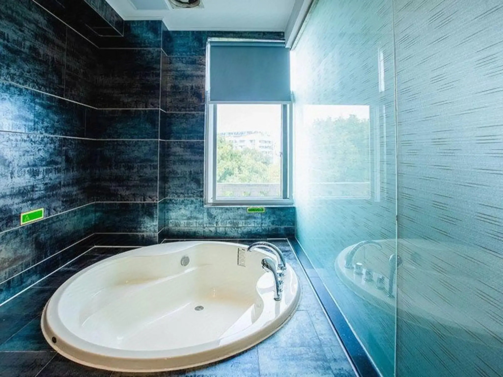 Vienna Classic Hotel (Ningguo Sichuan-Tibet Railway City Government)