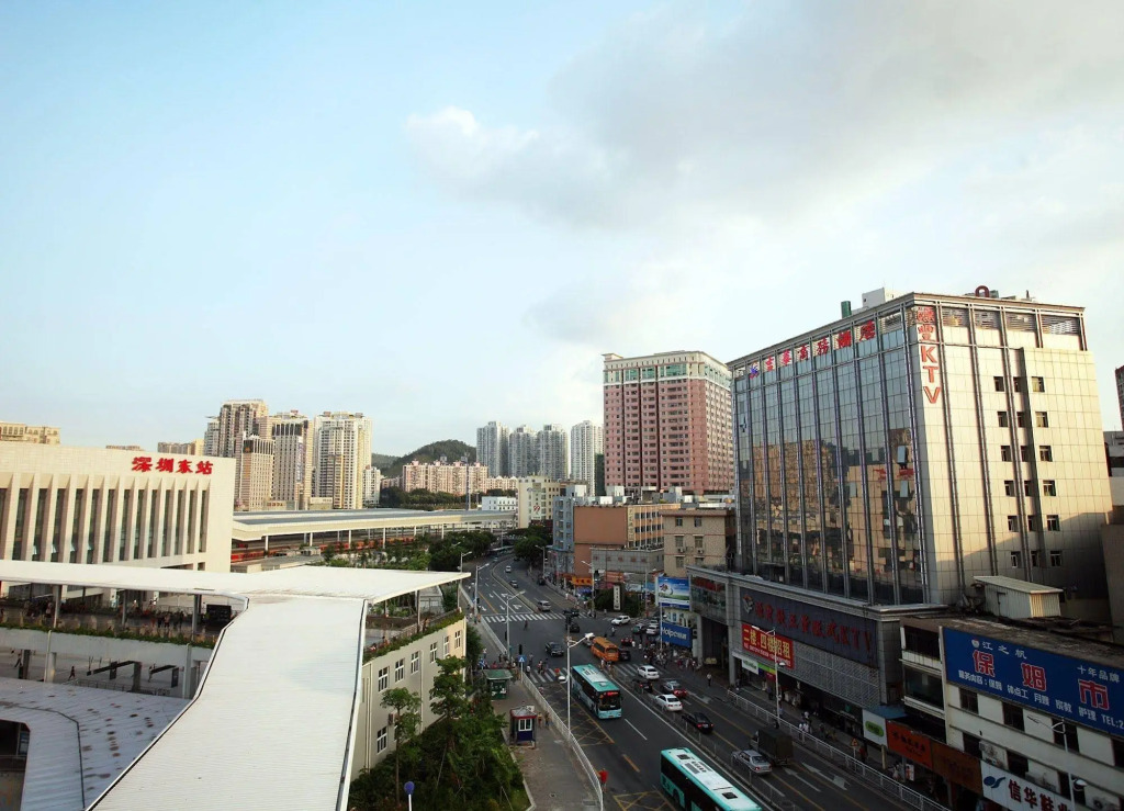 Jihua Business Hotel