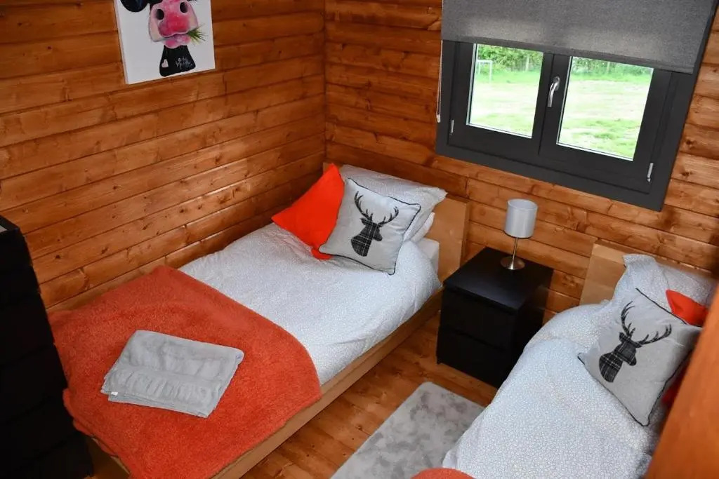 Long Wood Lodges