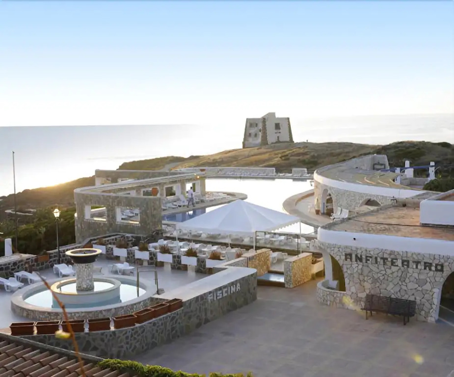 Hotel Ustica Punta Spalmatore H.U.P.S.