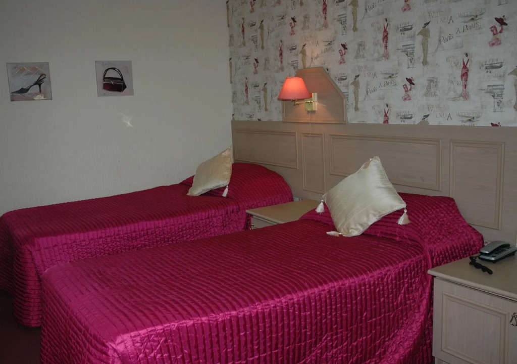 Parisienne Hotel