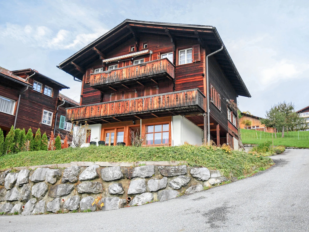 Apartment Chalet Almisräba by Interhome