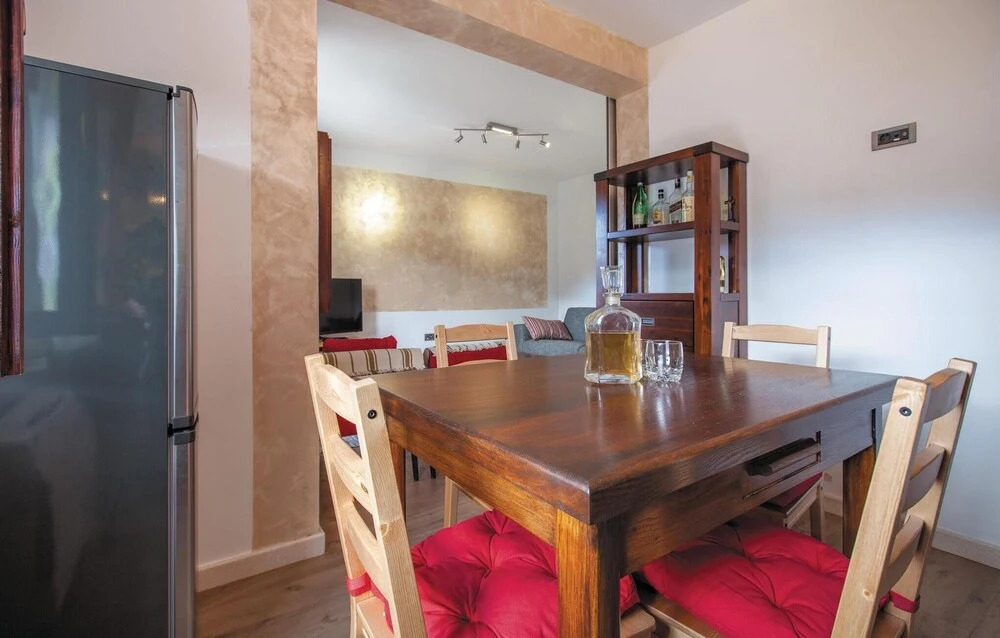 Beautiful Home in Zvecanje With 1 Bedrooms, Wifi and Outdoor Swimming Pool