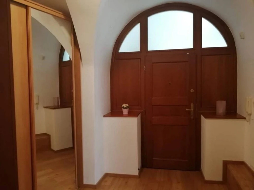 The Green Garden Apartment