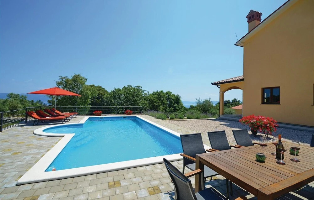 Stunning Home in Labin With Wifi and 3 Bedrooms