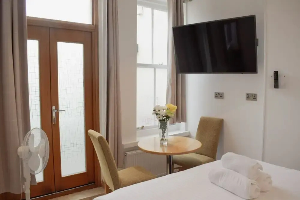 Osborne Aparthotel