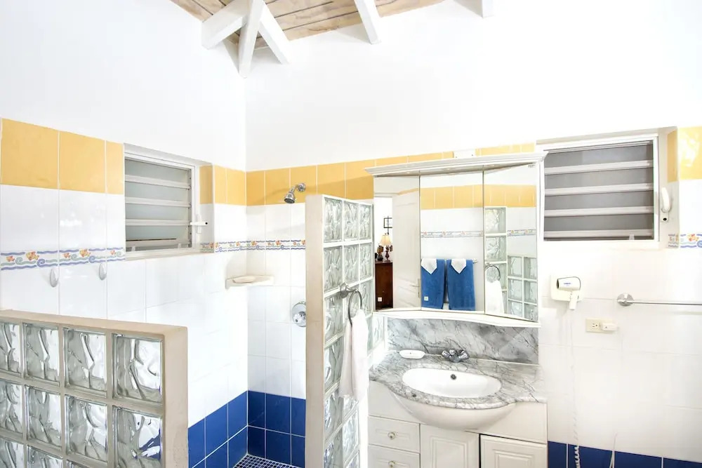 Moondance by Island Properties Online