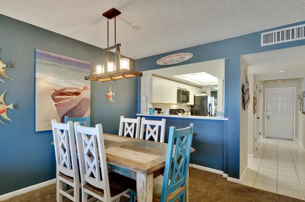 Land's End 402 Building 6 Beachfront With Private Balcony!