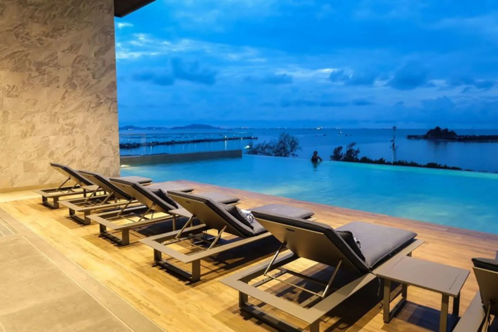 Oakwood hotel & Residence Sri Racha