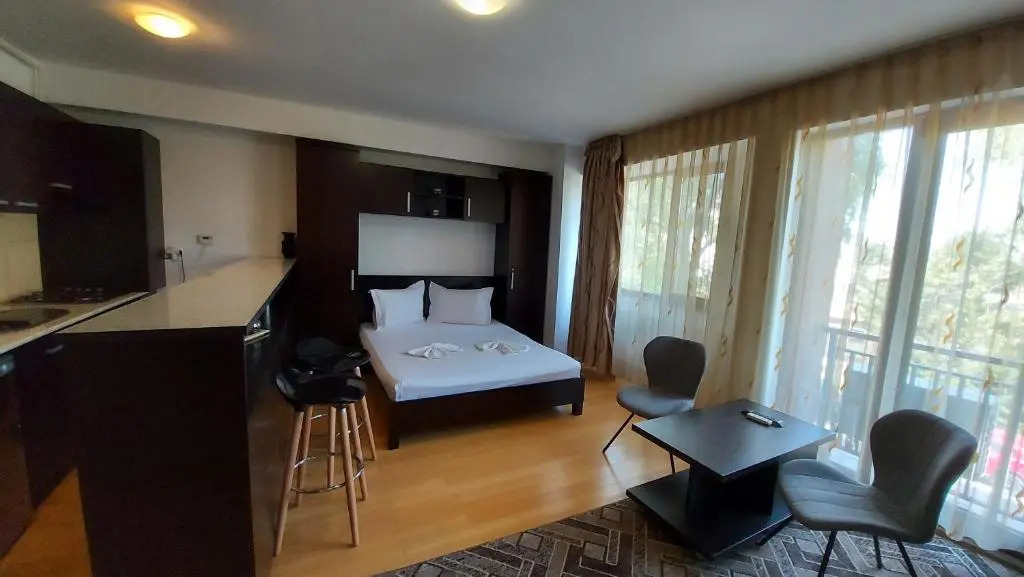 Coral Mamaia E2