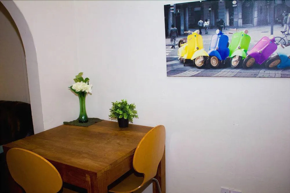 The Grapevine Seafront - Hostel